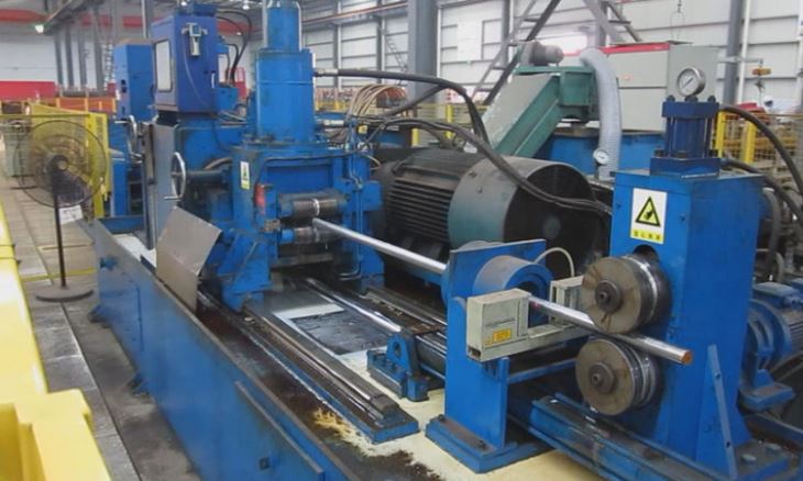 Peiriant Peiliog Coil Dur Semi Awtomatig