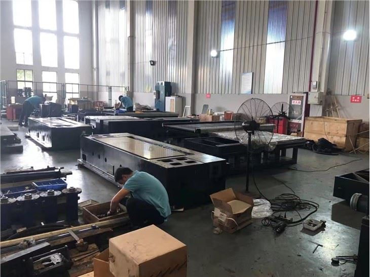 Good-Performance CNC Steel Sawing And Milling Machine